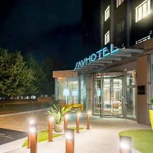 Szálloda Savhotel Fiera
